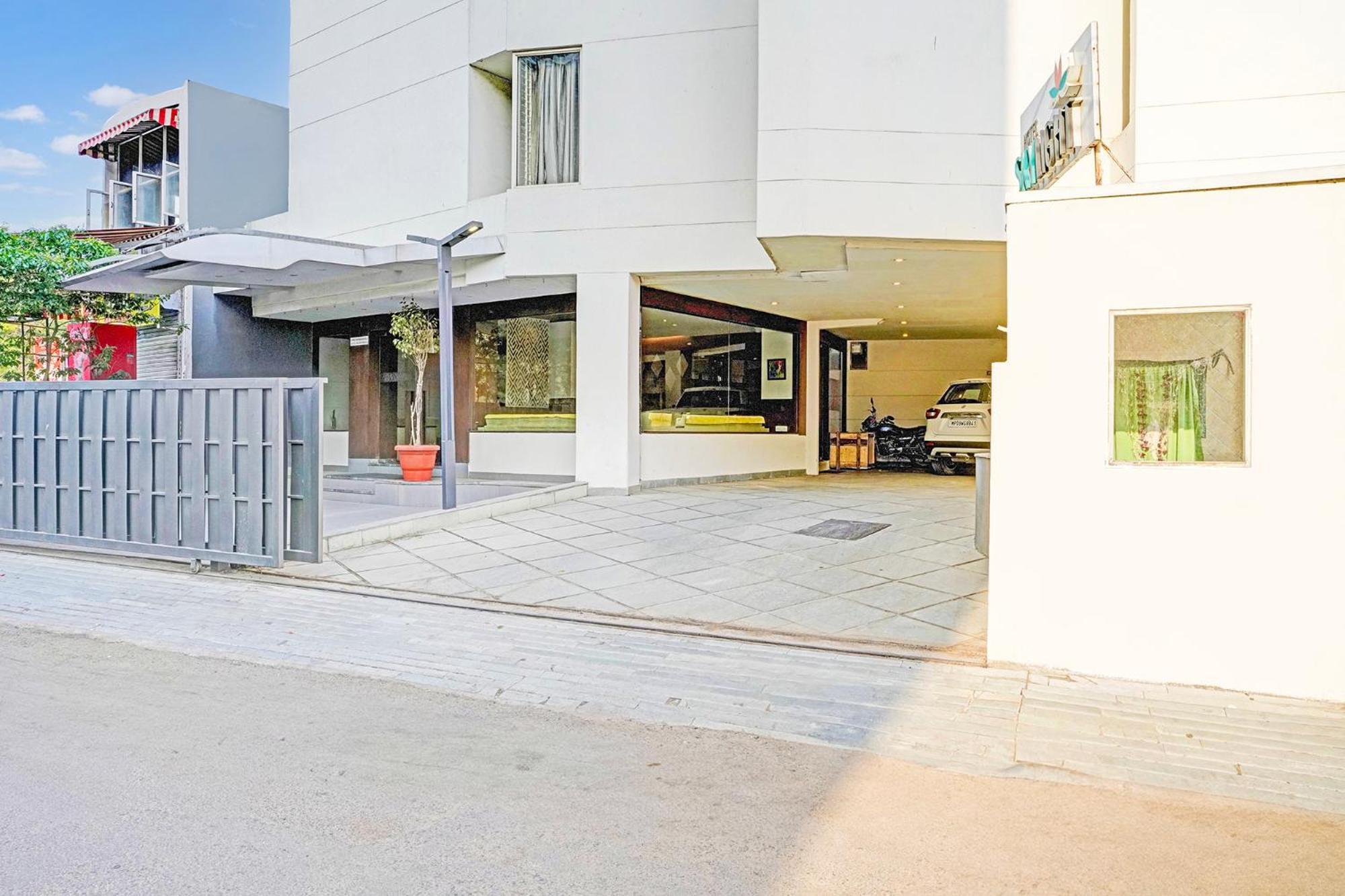 Fabhotel Prime Sky Light Vadodara Exterior foto