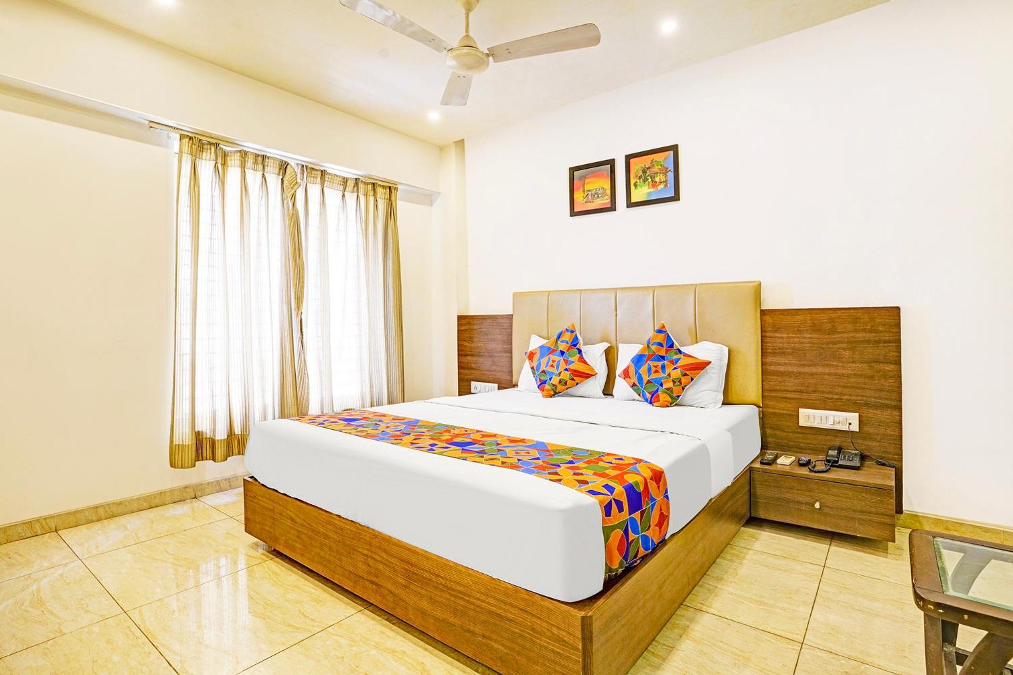Fabhotel Prime Sky Light Vadodara Exterior foto