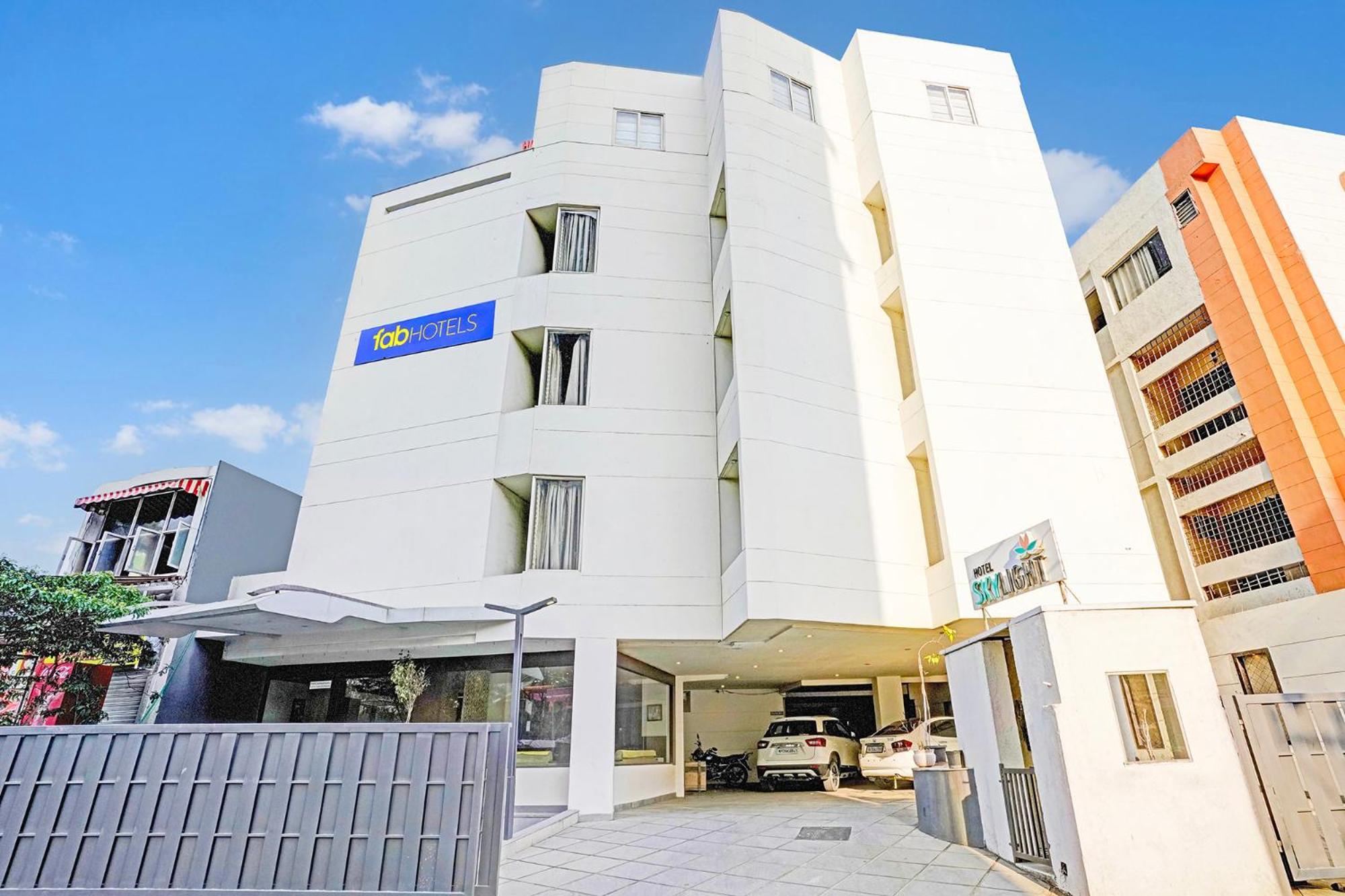 Fabhotel Prime Sky Light Vadodara Exterior foto