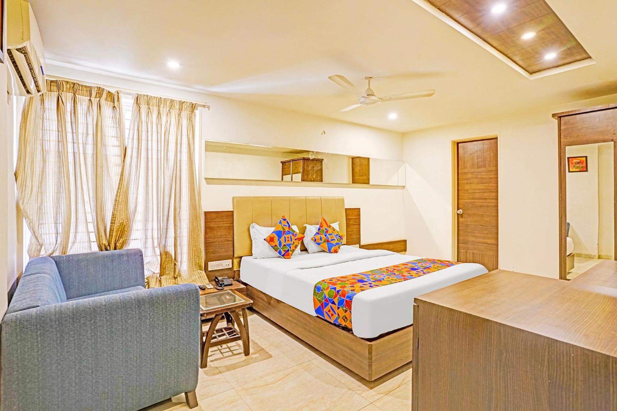 Fabhotel Prime Sky Light Vadodara Exterior foto
